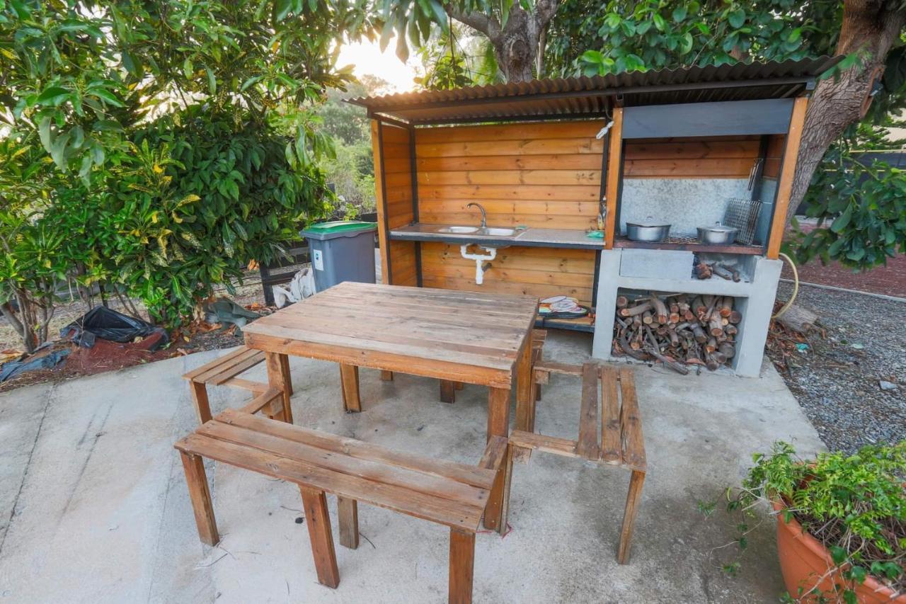 L'Avocat 1 Avec Piscine Chauffee Et Jacuzzi A Partager Villa Le Tampon Exteriör bild